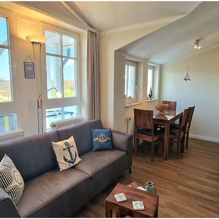 Lejlighed Im 3 Og Mit Balkon In *